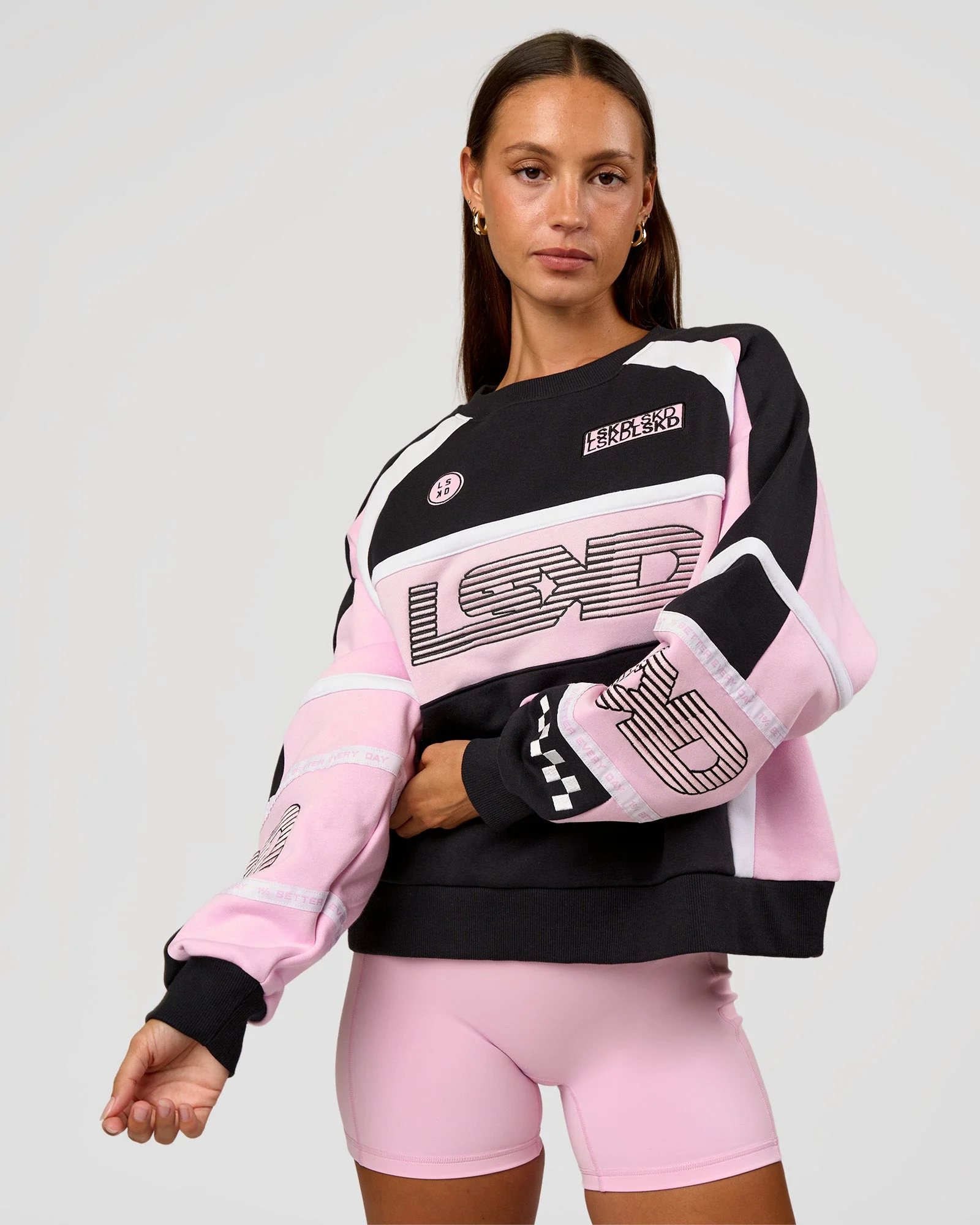 Tops > Hoodies & Jumpers